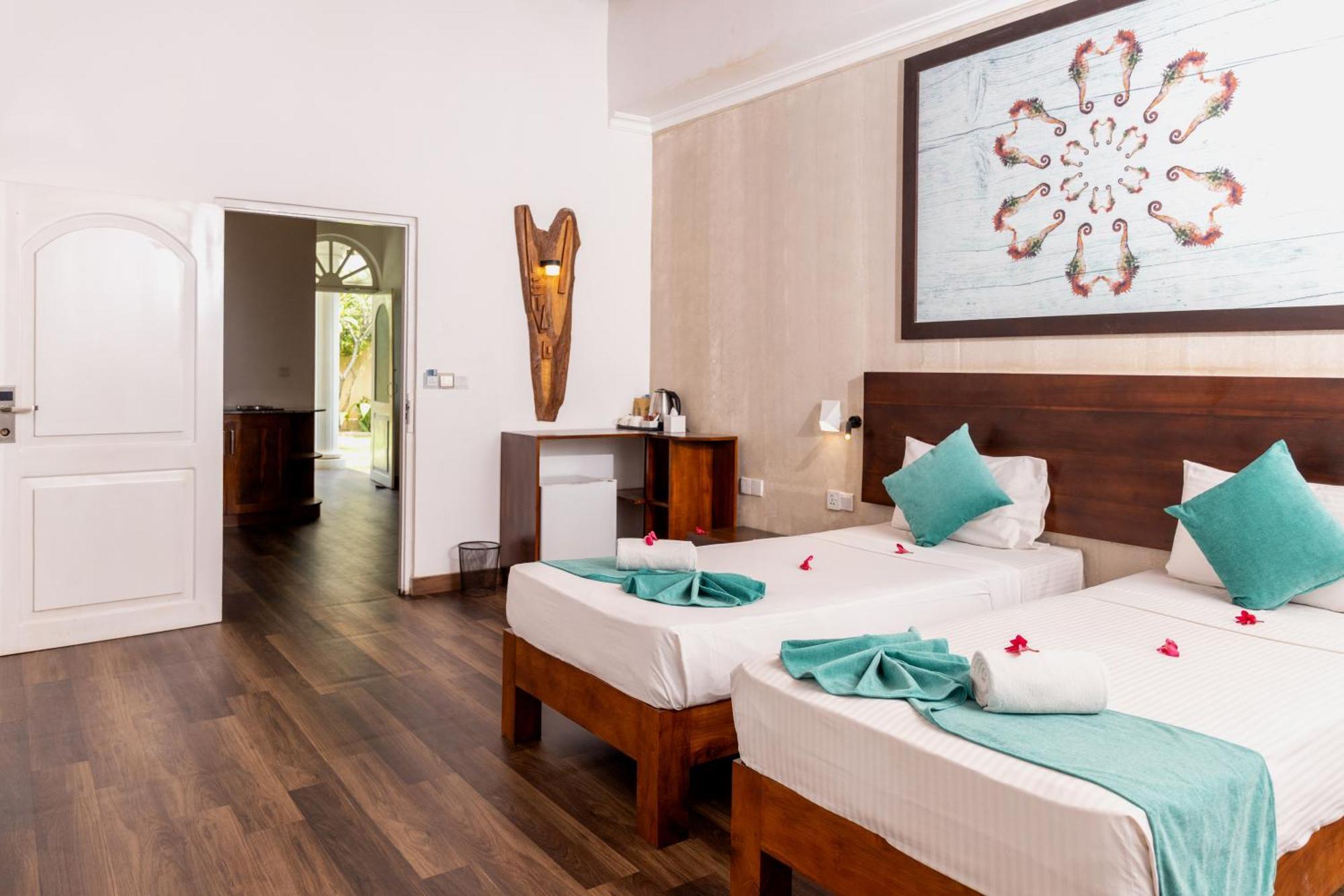 Seahorse Hotel & Spa 니곰보 외부 사진