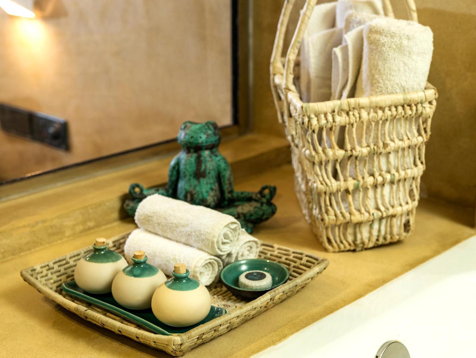 Seahorse Hotel & Spa 니곰보 외부 사진